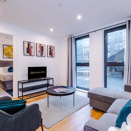 Apartment Charming 1-bed In *